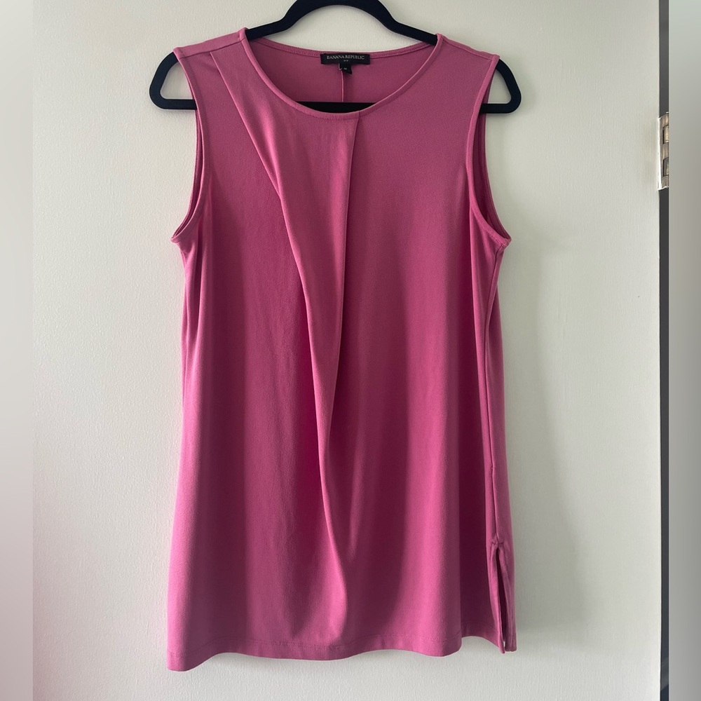 Banana Republic Fuchsia Sleeveless Tank Top